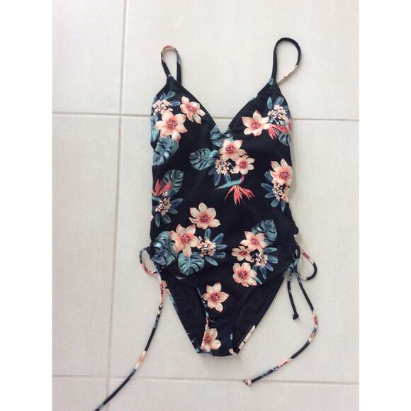 Beach Betty Swimwear One Piece Swimsuit Floral Lace Up Back Sides - Picture 1 of 9